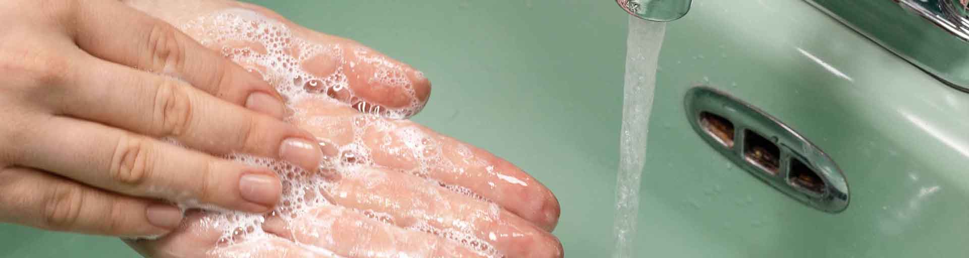 Dr Yeung Ho Hong 楊浩康 - Common Skin Diseases